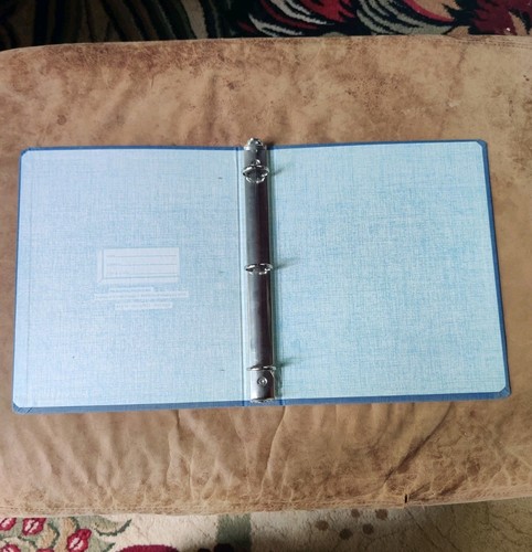 Vtg 3-Ring Binder 11.5 x 9.5 x 1.75 Blue Cloth Covered Prudential-Feldco 70s 80s - Picture 4 of 15
