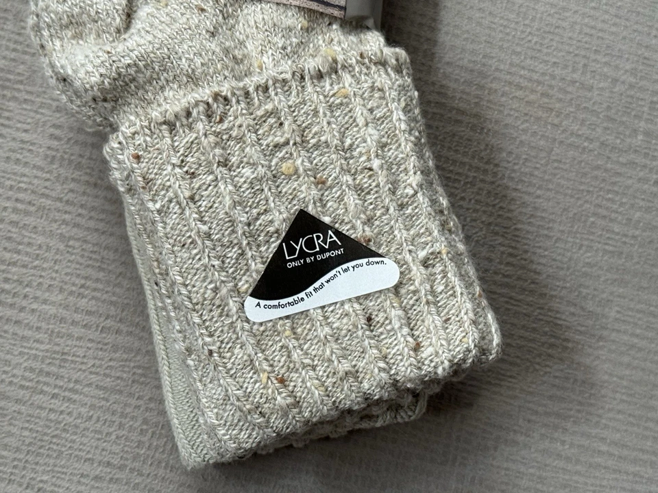 Calcetines de puño elegantes vintage de los 90 para mujer 2 pares avena y poliéster acrílico tostado nuevos de stock Foto 3 de 4