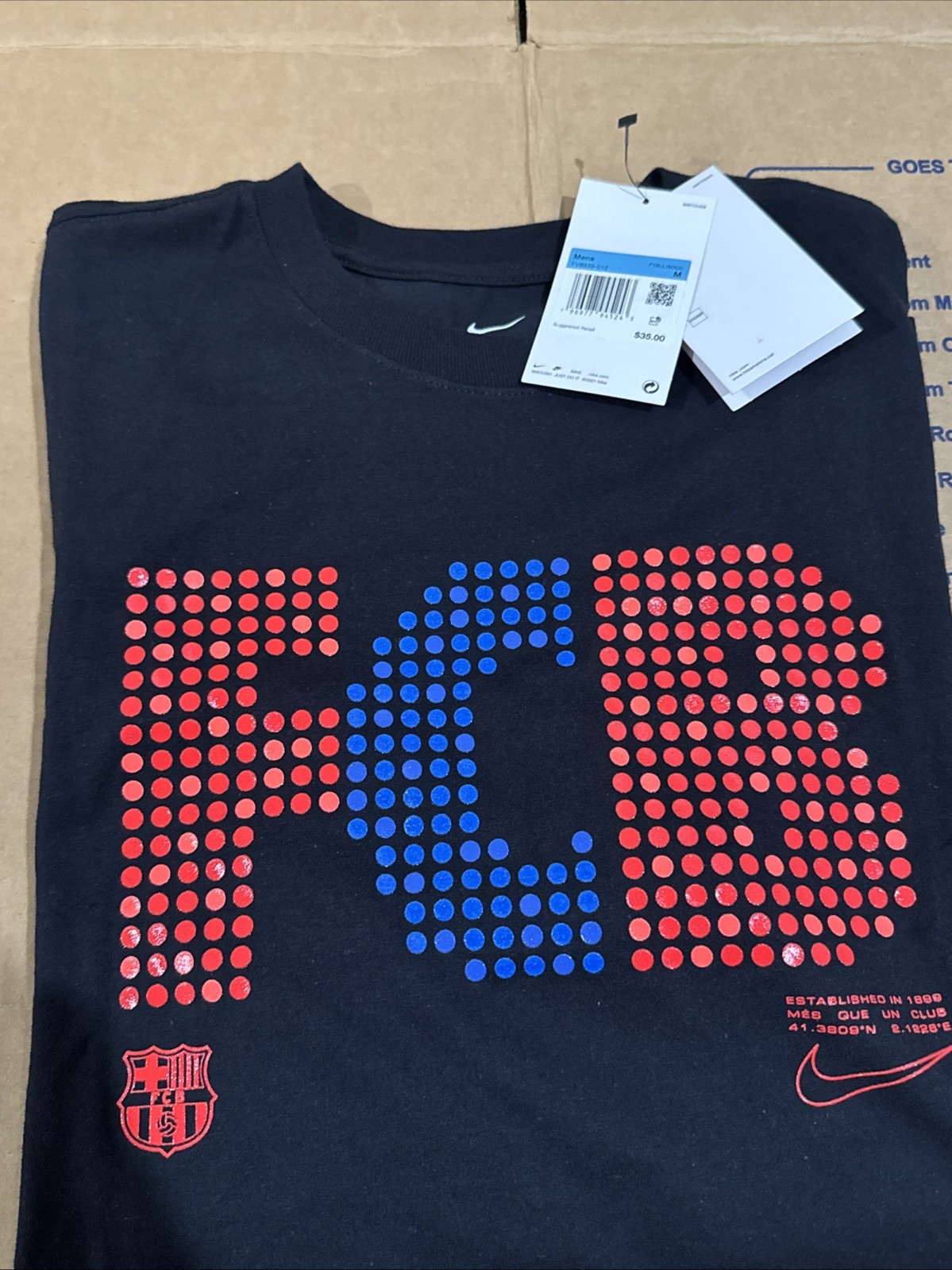 Nike FC Barcelona Graphic Tee Mens Medium Black Short Sleeve FV8939-010 NWT