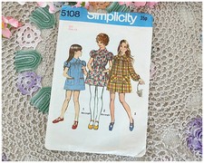 Vintage Sewing Pattern Simplicity 5108 1972 Girls SmockDress in Two Lengths 10yr