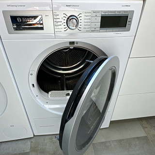 Bosch WTY8830 Professional Wäschetrockner Frontlader SelfCleaning Super Silence