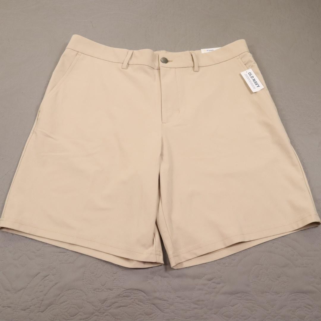 Old Navy Tech Hybrid Shorts Mens 34 Beige Golf Performance Stretch 8 Inseam