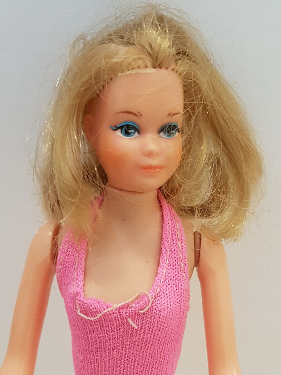VINTAGE 1967 Blonde Barbie Doll Made in Hong Kong | eBay VINTAGE 1967 Blonde Barbie Doll Made in Hong Kong | eBay
