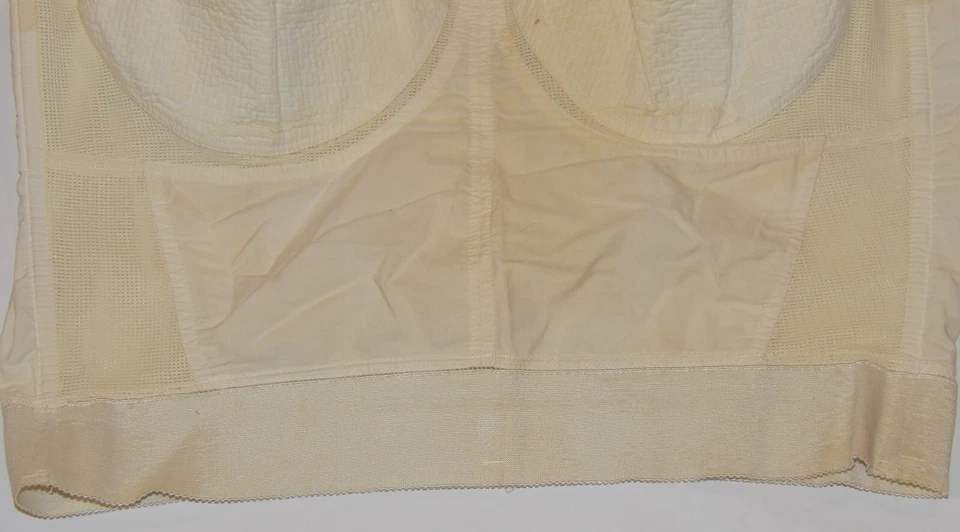 VINTAGE 1950s-60s WARNER'S BRA! COTTON CUPS! MADE IN USA! 42-43 C - Image 3 of 4