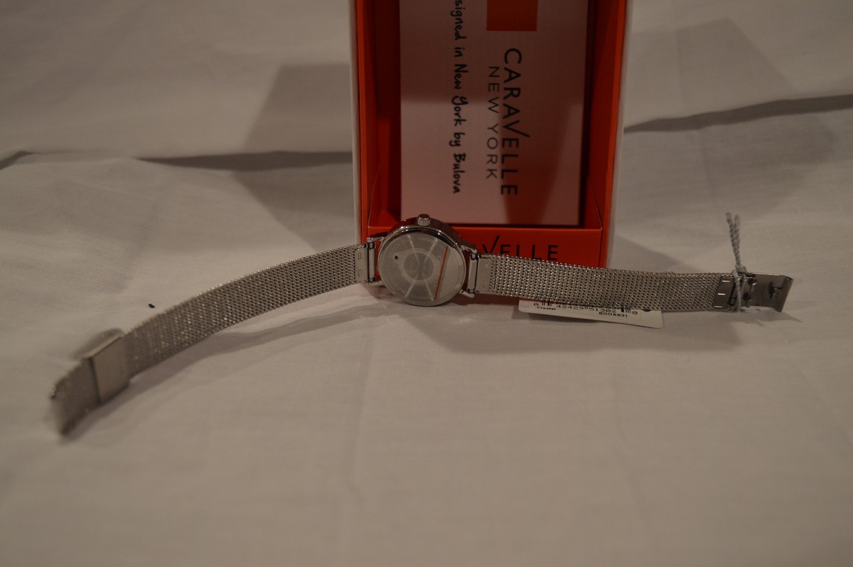 Montre Femme Caravelle New York Neuve Avec étiquettes #43L170 - Élégante Et Prête à Offrir