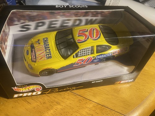 Hot Wheels Pro Racing #50 Boy Scouts 1/24 Scale FREE SHIPPING - Picture 2 of 3