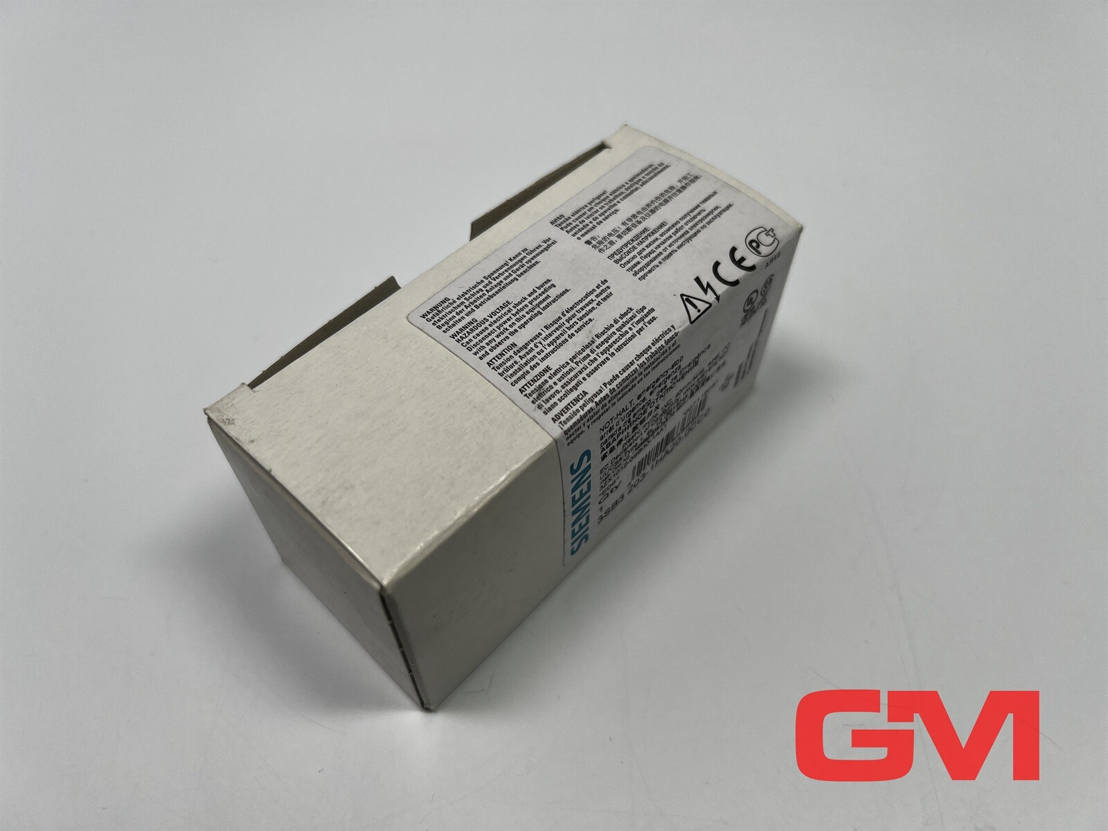 Siemens Emergency Stop Mushroom Pushbutton 3SB3203-1HA20-0CC0 with Holder