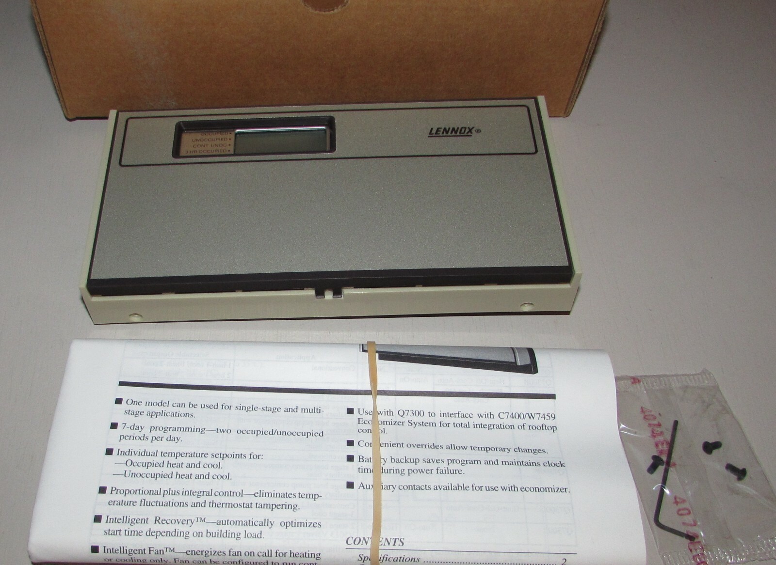 Lennox T7300A1021 81G59 7 Day Programmable Thermostat