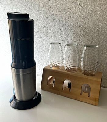 SodaStream Trinkwassersprudler schwarz/silber inkl. Flaschen