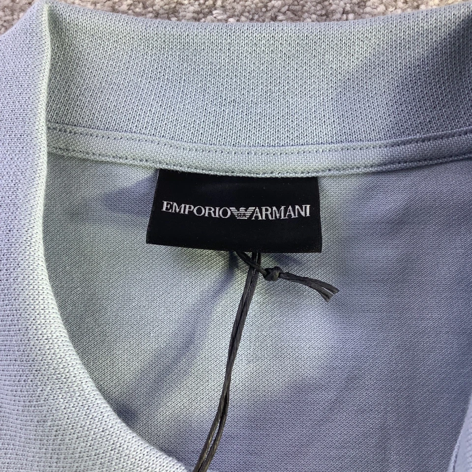 Camisa Polo Emporio Armani Para Hombres Azul Perla Manga Corta Cuello Cremallera Talla L Nueva con Etiquetas Foto 4 de 4
