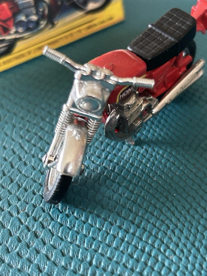 Matchbox Hondarora SF Nr 18 seltenes Rot in OVP Box EXTREM BELIEBT - Bild 4 von 4