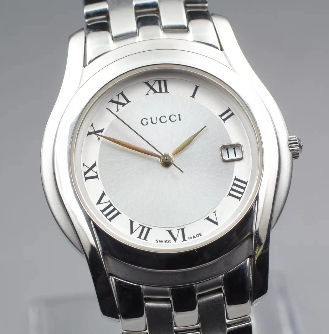 [Presque comme neuve] Montre pour homme Gucci 5500M 34 mm cadran argenté quartz romain du JAPON