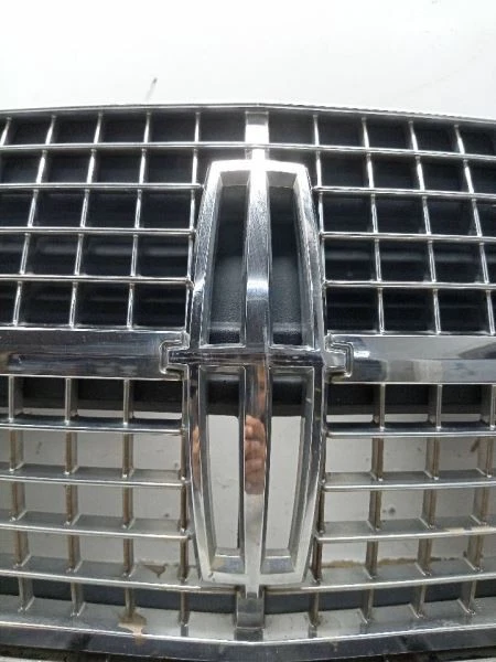 Grille Upper Chrome Fits 07-10 MKX 207067 - Image 2 of 4