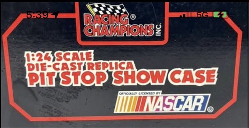 NASCAR Racing Champions Pit Stop Show Case 1:24 Diecast Replica #43Richard Petty - Picture 4 of 5