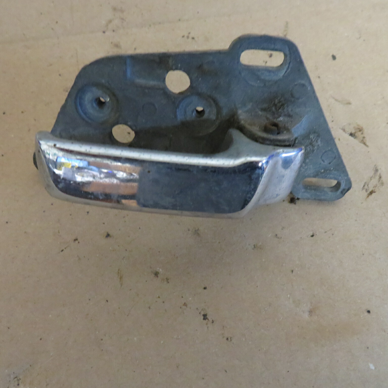 Picture 1 of 2