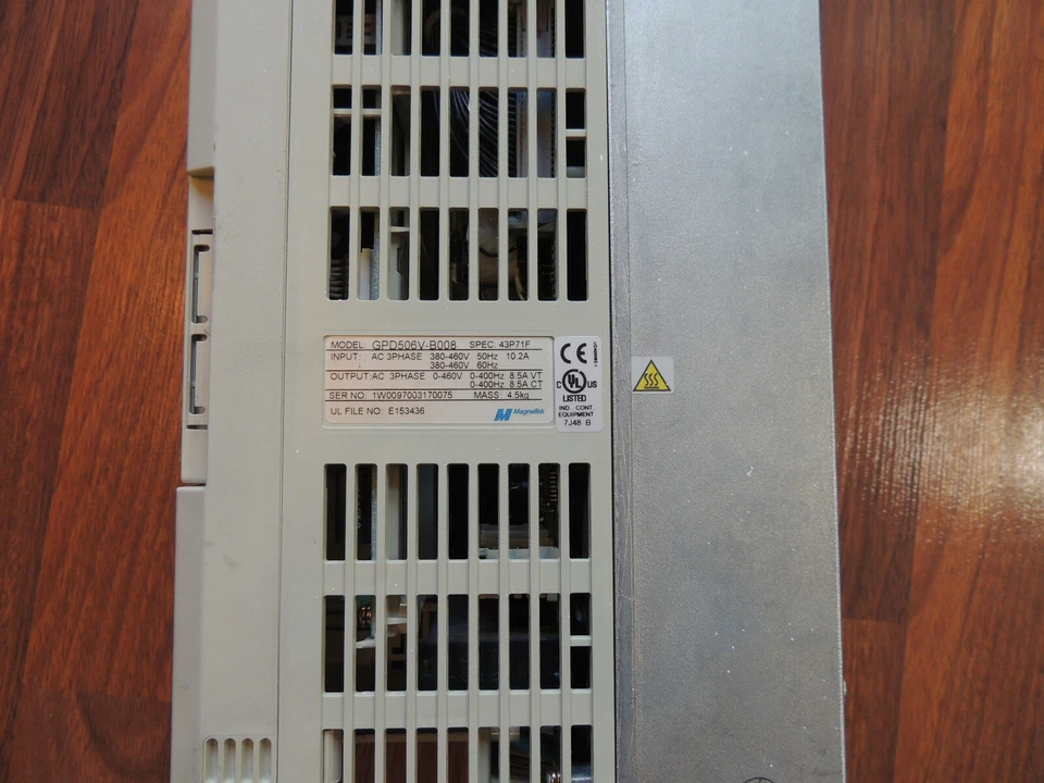 Magnetek GPD 506 3 Phase 0-460V AC Drive GPD506V-B008 PARTS / AS-IS - Image 4 of 4