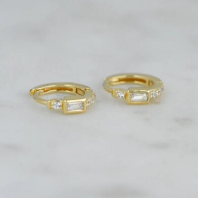 Künstlicher Diamant Zierliche Reifen Huggies Ohrringe 14k Gelbgold Versilbert