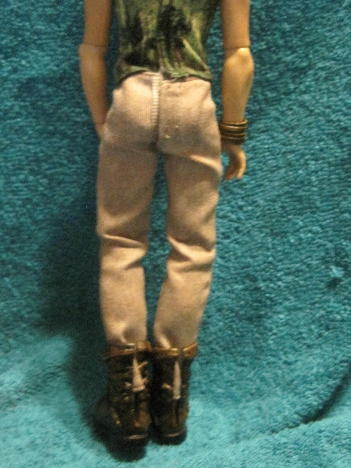Ever After High Hunter Huntsman Boy Doll Articulated Body Mattel 2013