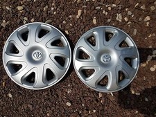 1 Pair Of 2 New 2000 2001 2002 Corolla 14 Wheel Covers Hubcaps 61111