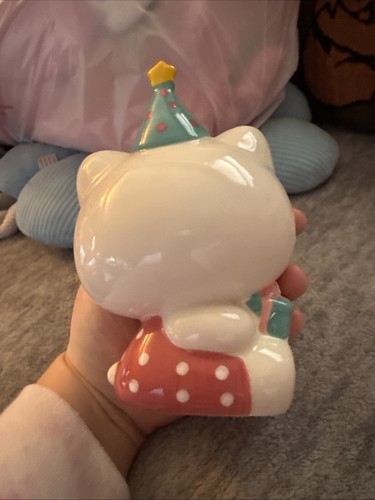 Blue Sky Clayworks - Hello Kitty Polka Dot Birthday Figurine - 23815 - Picture 2 of 3
