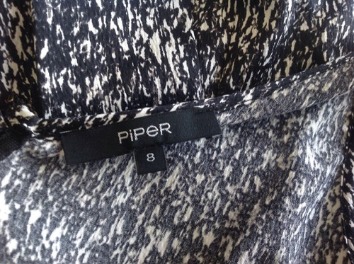 Piper Black/White Sleeveless Drop-Waist Dress Size 8 - Picture 7 of 8