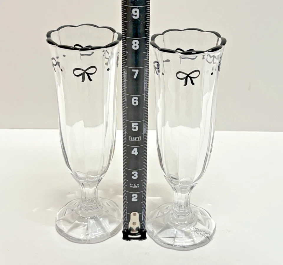 Set of 2- Anthropologie Dupe Croquette Black Bow Short Stem Flutes 8" NEW! - Изображение 4 из 4