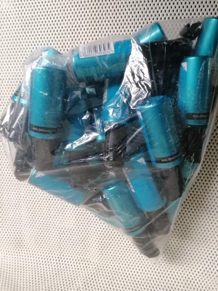 ST. TROPEZ Self Tan Express Bronzing Mousse 20 X 35ml - Image 3 of 4