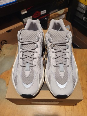 Size 10.5 - adidas Yeezy Boost 700 V2 Low Static 192618012497| eBay