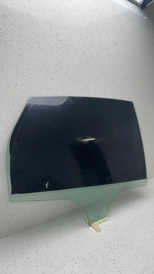 12 13 14 15 16 17 18 FORD FOCUS Rear Door Glass/window Ford Right - Изображение 2 из 4