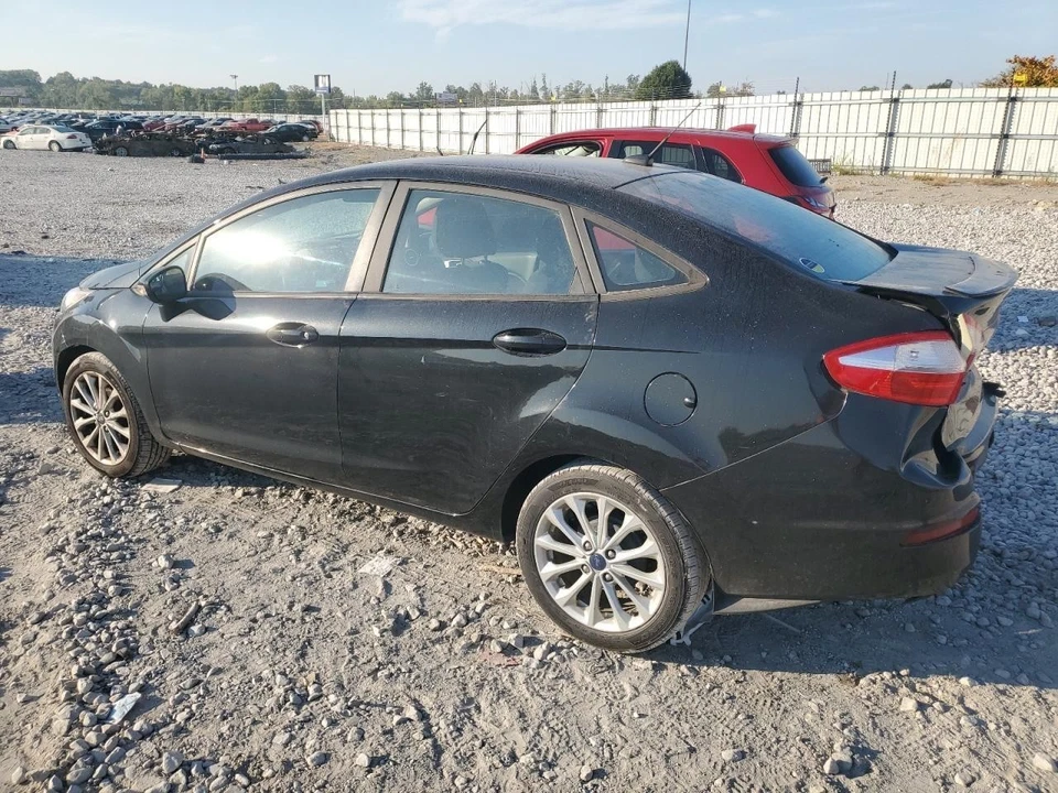 Used Air Cleaner Assembly fits: 2014 Ford Fiesta 1.6L w/o turbo AT Grade A - Image 3 of 4