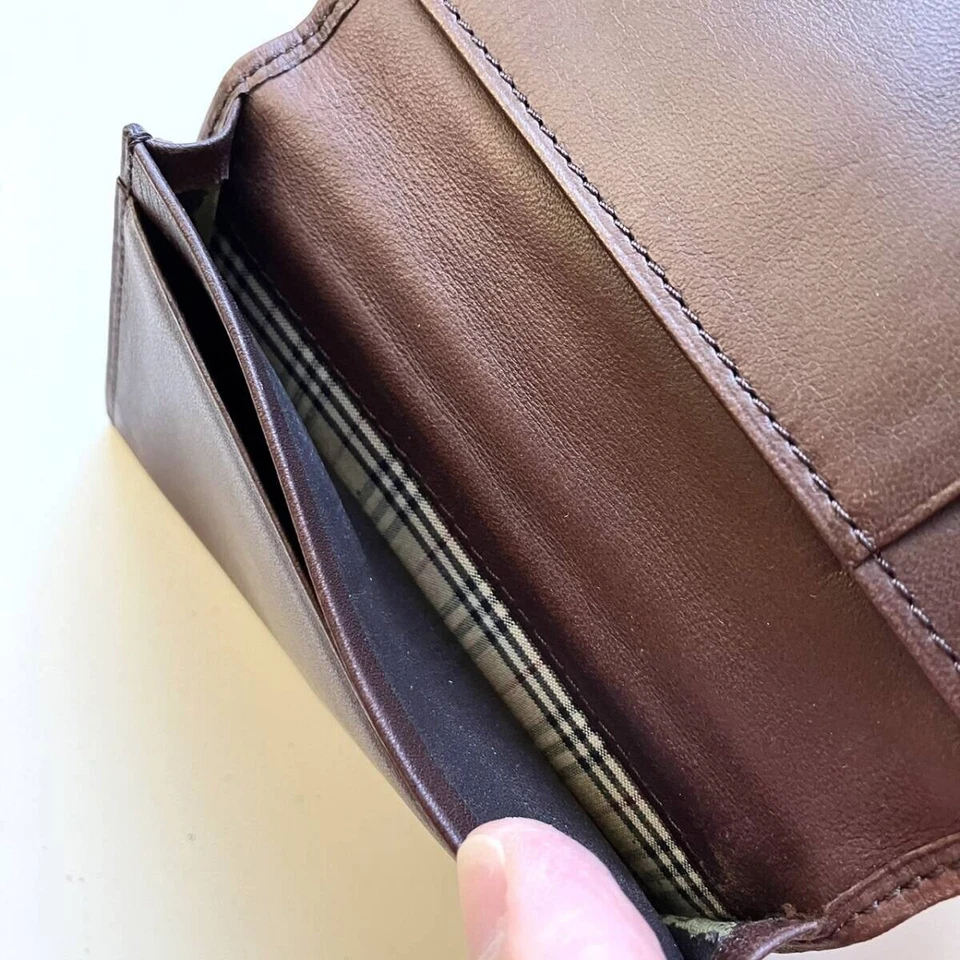 Estuche para tarjetas de visita de cuero auténtico BURBERRY marrón Foto 4 de 4