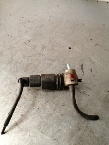 VW Audi Wischwasserpumpe Scheibenreinigung 1J0973722