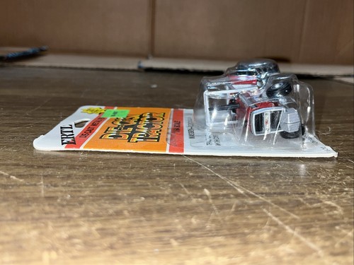 Ertl 1/64 Farm Toy Massey Ferguson 2775 NIP - Picture 9 of 9