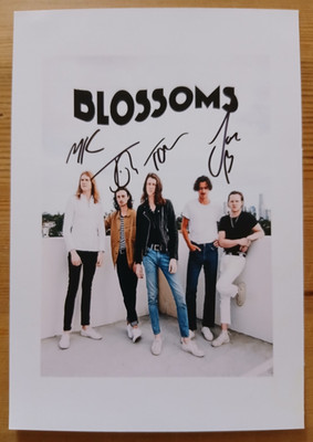 BLOSSOMS original signed 15x20 by 4 Band-members  Prague 2025 + Setlist Copy