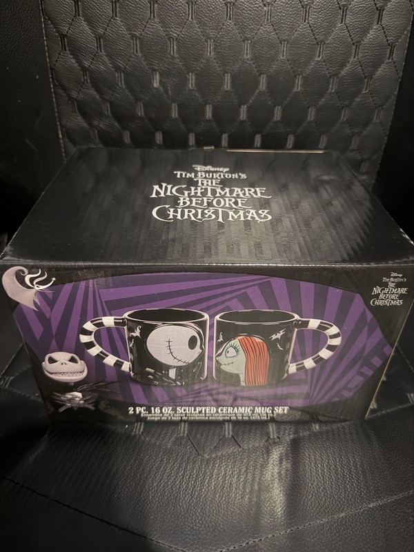 Nightmare Before Christmas Jack and Sally 20 oz. Sculpted Ceramic Mug 2-Pack NEW