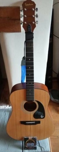 Acoustic guitar