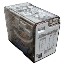 Allen-Bradley 700-HF32Z12 Relay Plug-In General Purpose 12A 12Vdc Coil DPDT NEW