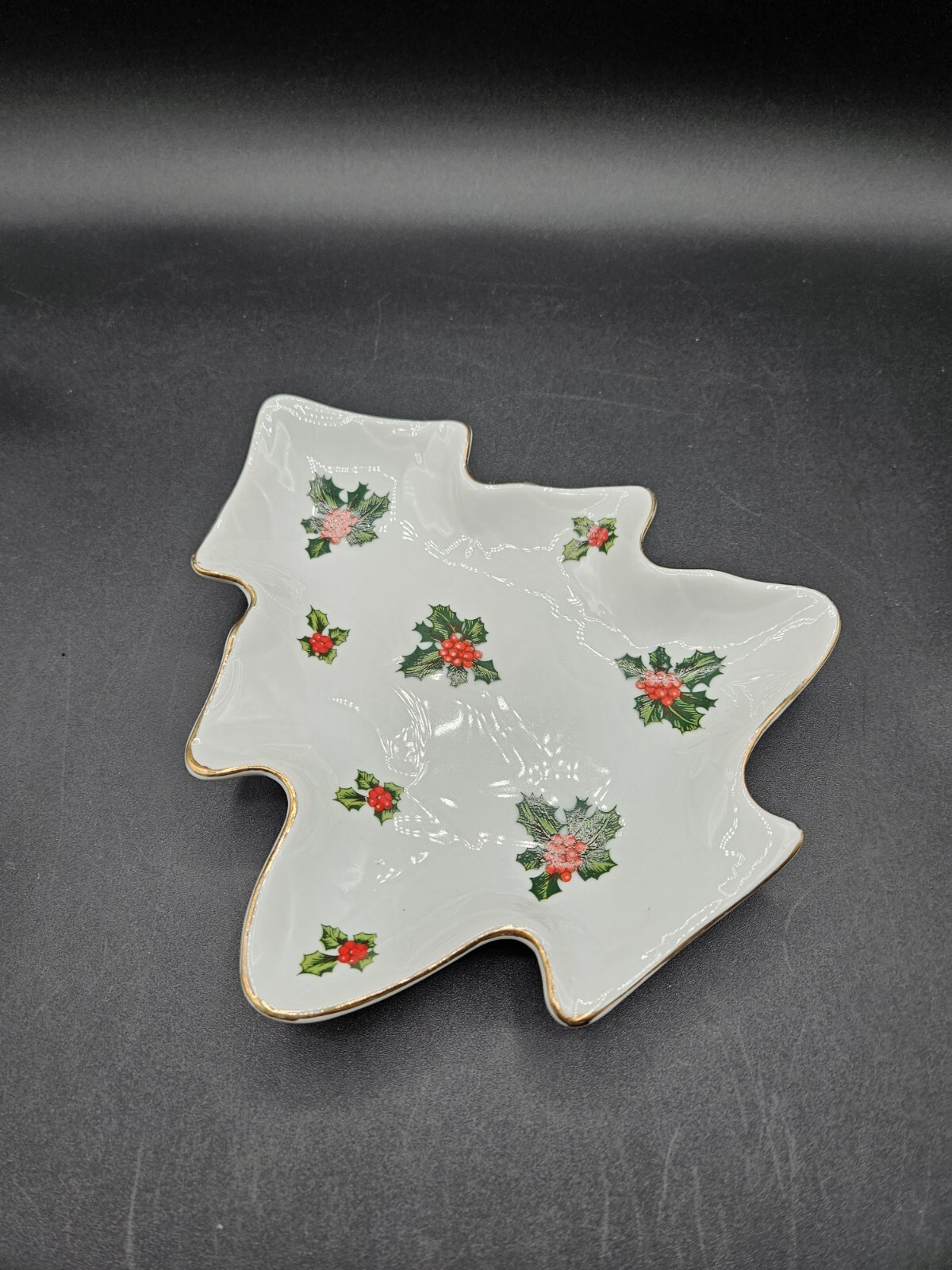LEFTON CHRISTMAS TREE SHAPE PLATE Dish Candy Nut Relish Tidbit White Holly Berry