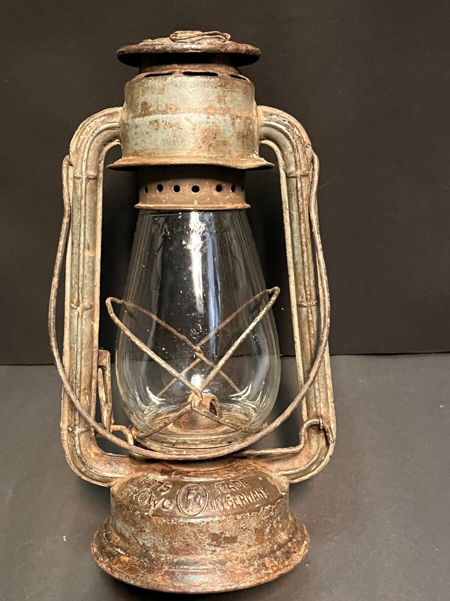 RARE OLD VINTAGE FROWO NO 75 KEROSENE LANTERN LAMP WITH RARE OLD VINTAGE FROWO NO 75 KEROSENE LANTERN LAMP WITH