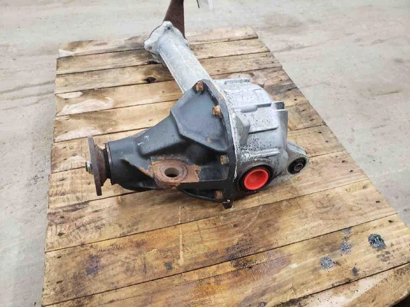 Conjunto de portador diferencial de eje delantero KIA Sportage 1995-2002 DOHC OEM Foto 2 de 4