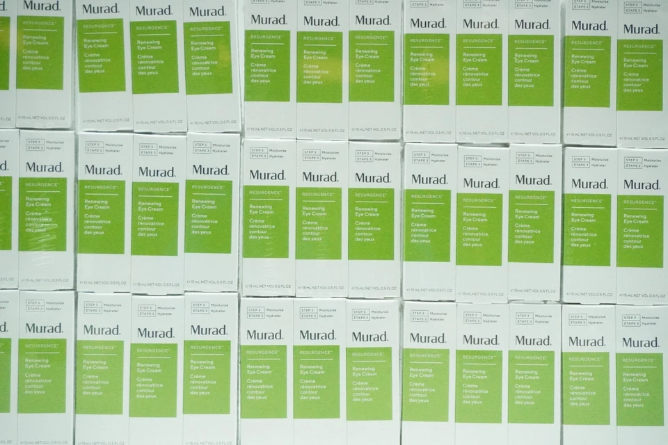 Murad Resurgence Renewing Eye Cream 0.5 FL OZ (15mL) - Image 2 of 4