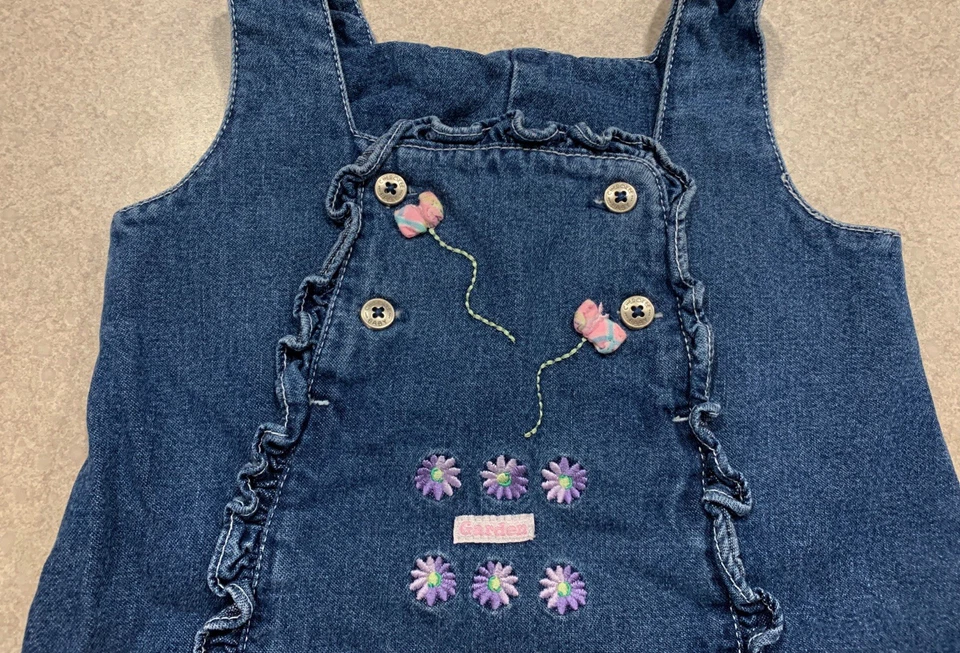Mameluco vintage Cherokee bebé 9 meses de mezclilla bordado flores de una pieza Foto 3 de 4