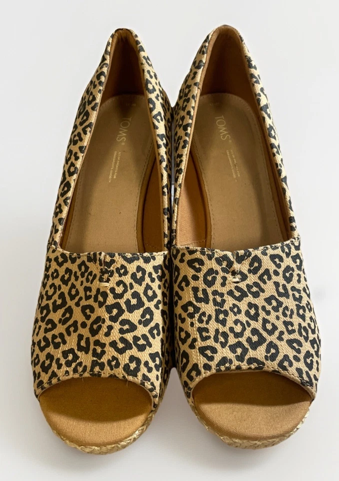 Zapatos sin cordones Toms Michelle con estampado de leopardota de tacón de cuña para mujer talla 11M” Foto 2 de 4