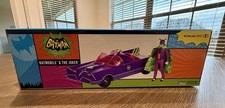 McFarlane AMAZON DC Retro Batmobile & The Joker Batman 66' 2pk NEW Gold Label