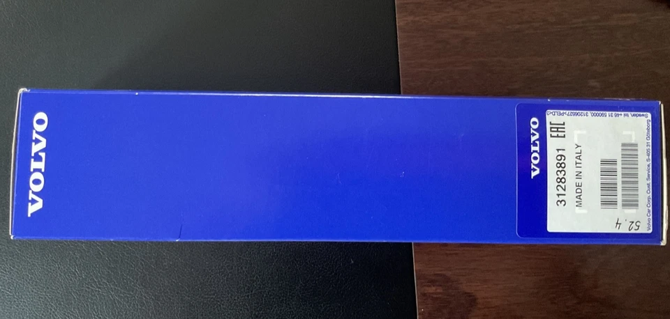 VOLVO C30 Rear Left Bumper Reflector Genuine 31283891 Foto 2 de 2