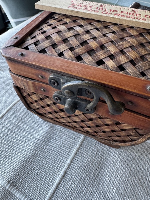Vintage Small Wood Boxes Set Jewelry  Desk Valet Great  Gift box 