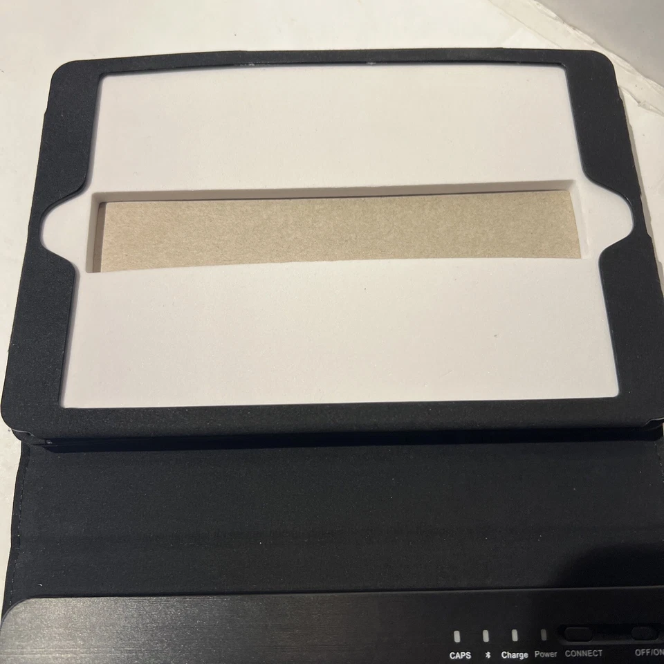 Kate Spade New York Keyboard Folio Case Apple iPad Air 2 Pale PinkPolka Dots - Image 4 of 4