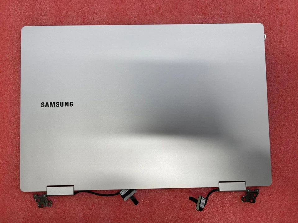 Samsung Galaxy Book Pro 360 NP930QDB with touch 1920*1080 (Silver ) Top Assembly - Image 4 of 4