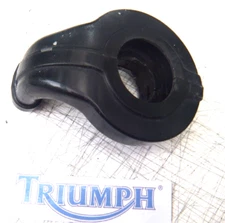 TRIUMPH SPRINT ST955 ST 955i HANDLE BAR THROTTLE TUBE HOUSING BREACKET 2000 - 03