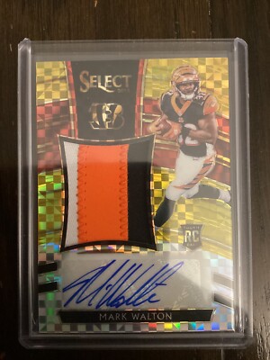 2018 Panini Select Football Mark Walton Jumbo Material Gold /10 JM-MW
